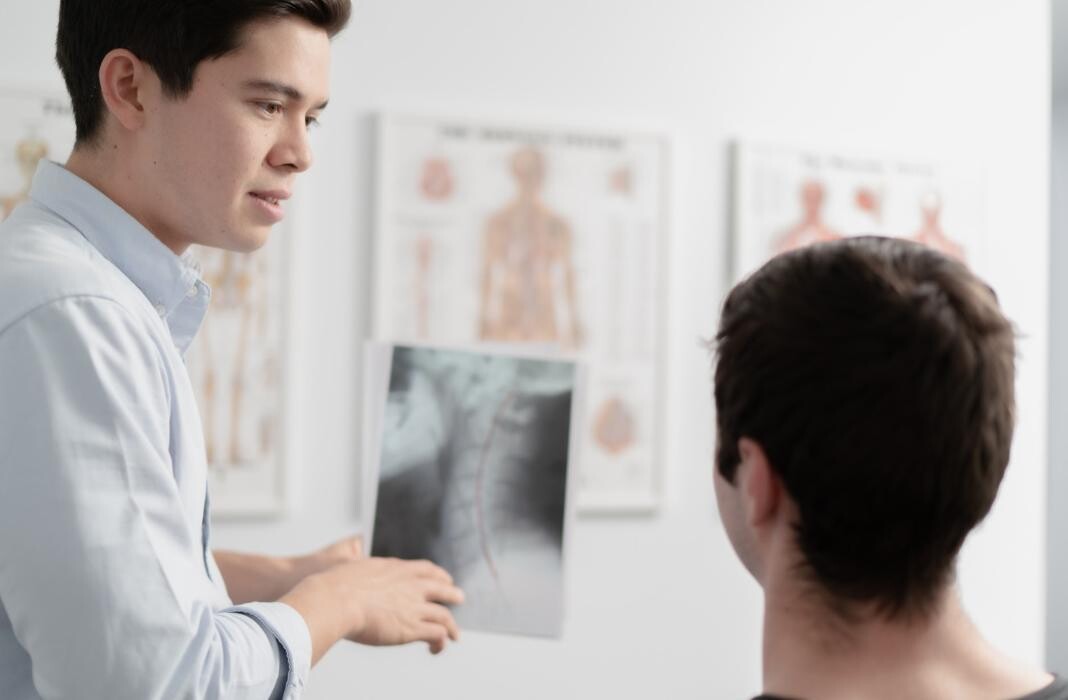 Images Wellbeing Chiropractic Clyde North