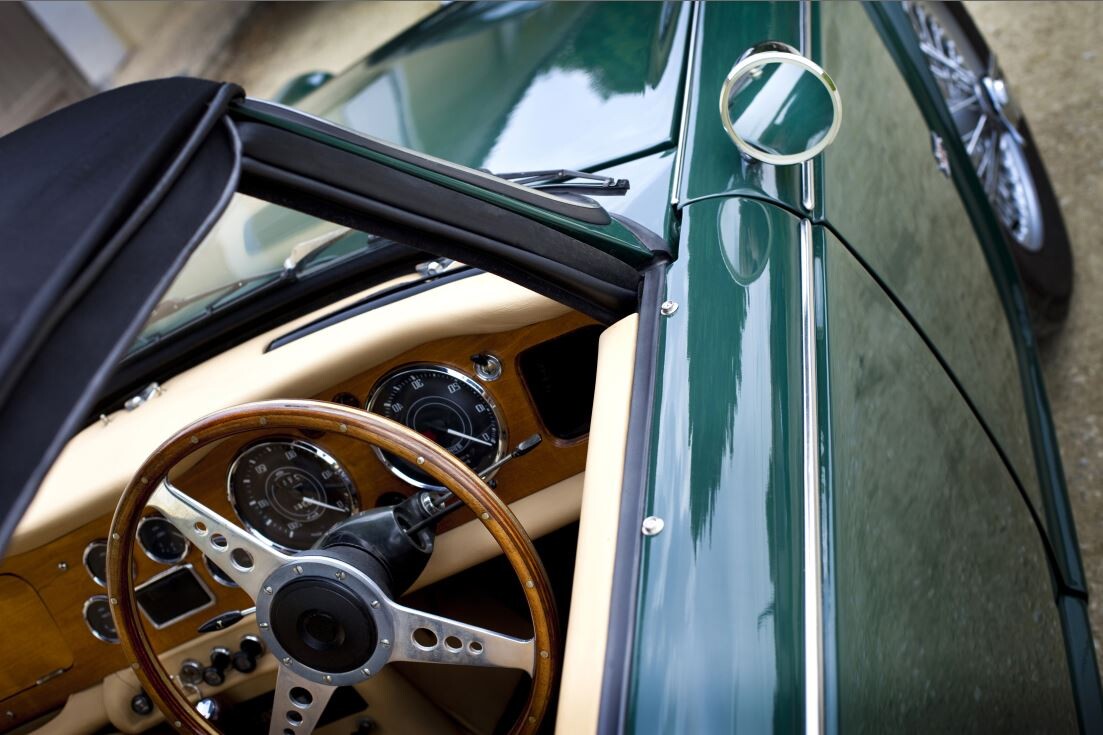 Images Allan Jones Windscreens