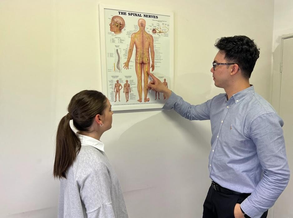 Images Wellbeing Chiropractic Frankston - Chiropractor Langwarrin