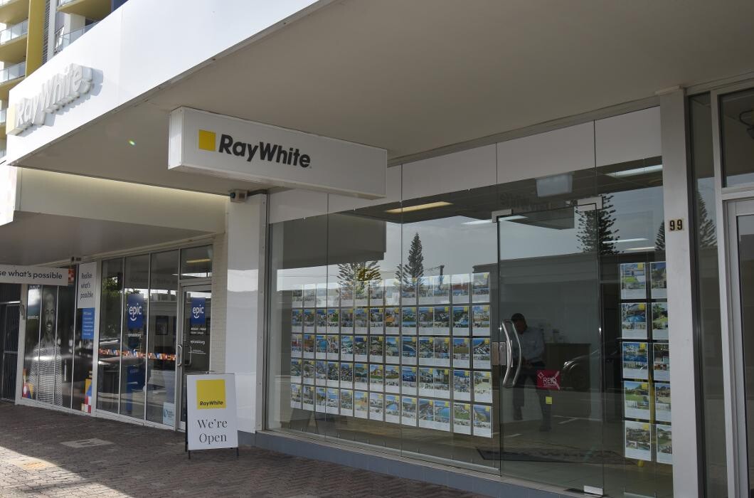 Images Ray White Caloundra