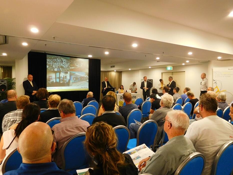 Images Ray White Caloundra