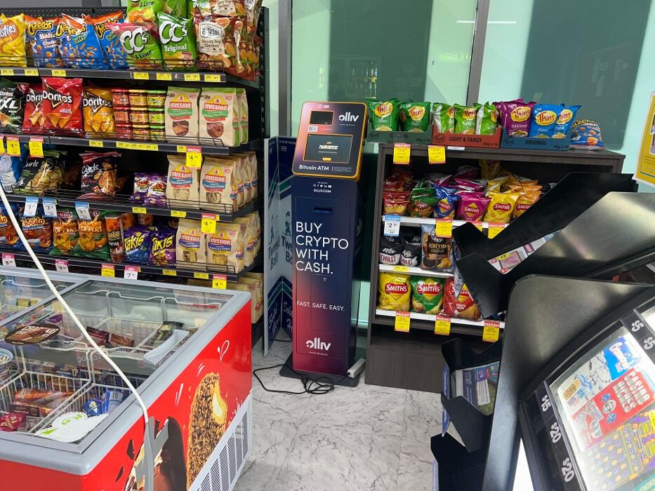 Images CoinFlip Bitcoin ATM - Friendly Grocer Emerald Lakes (Carrara)