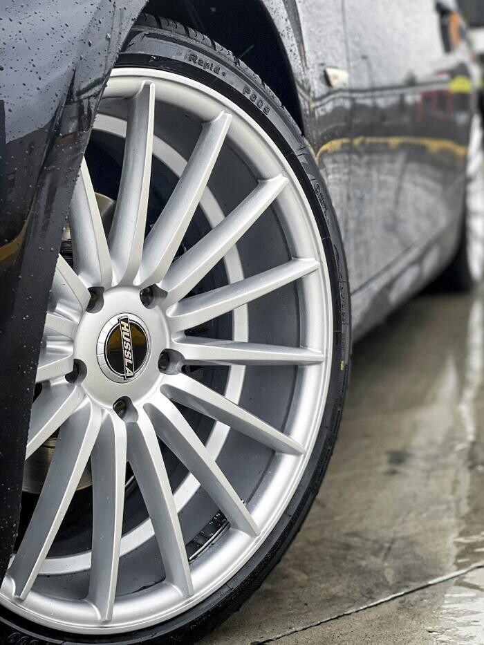 Images Ozzy Tyres Roxburgh Park