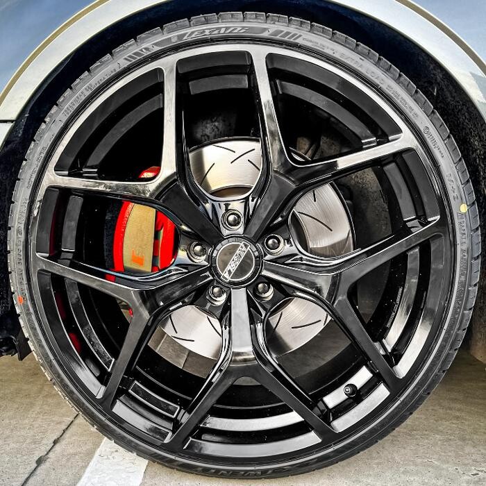 Images Ozzy Tyres Roxburgh Park