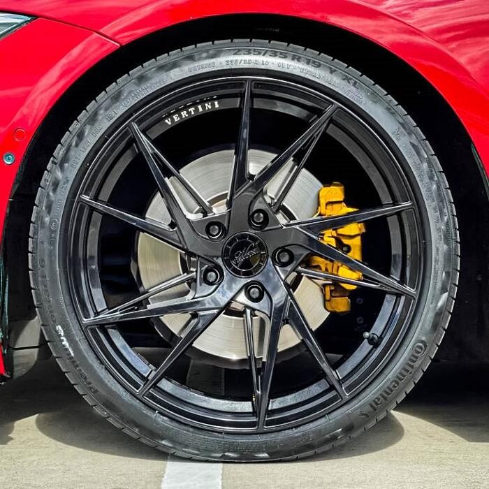 Images Ozzy Tyres Roxburgh Park