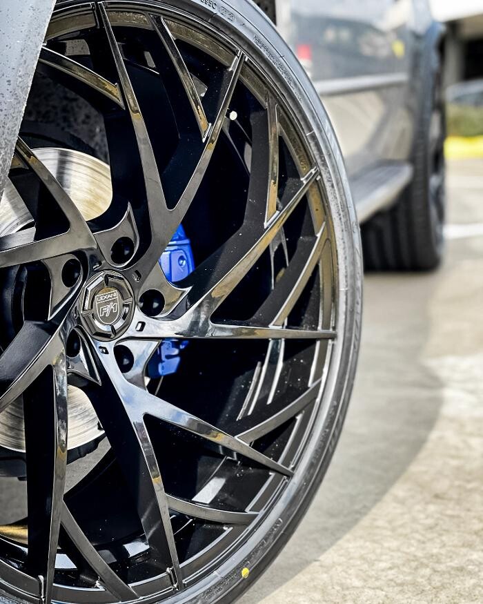 Images Ozzy Tyres Roxburgh Park