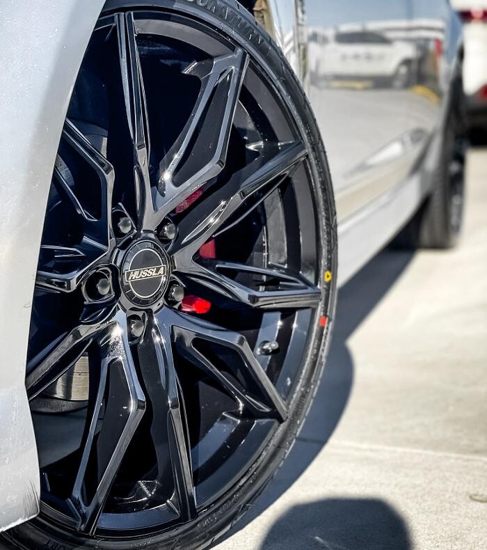 Images Ozzy Tyres Roxburgh Park