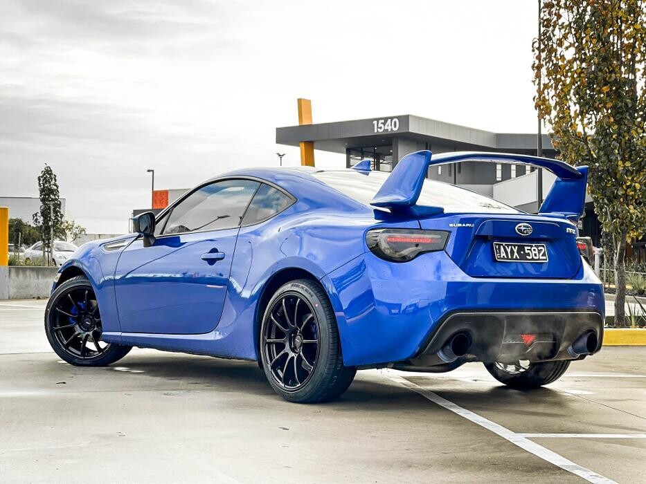 Images Ozzy Tyres Roxburgh Park