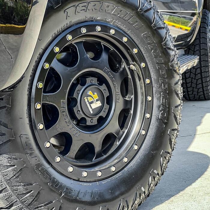 Images Ozzy Tyres Roxburgh Park