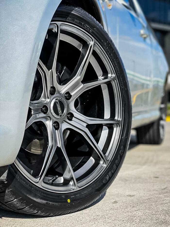 Images Ozzy Tyres Roxburgh Park