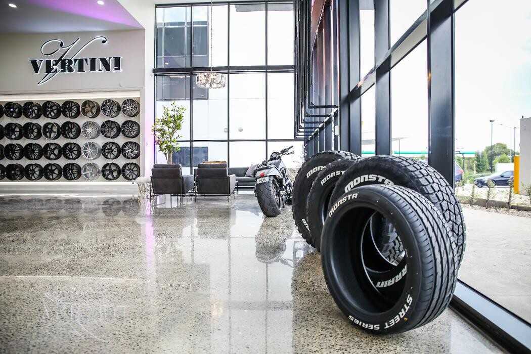 Images Ozzy Tyres Roxburgh Park