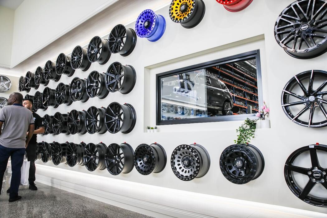 Images Ozzy Tyres Roxburgh Park