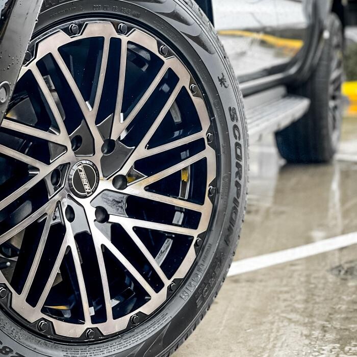 Images Ozzy Tyres Roxburgh Park