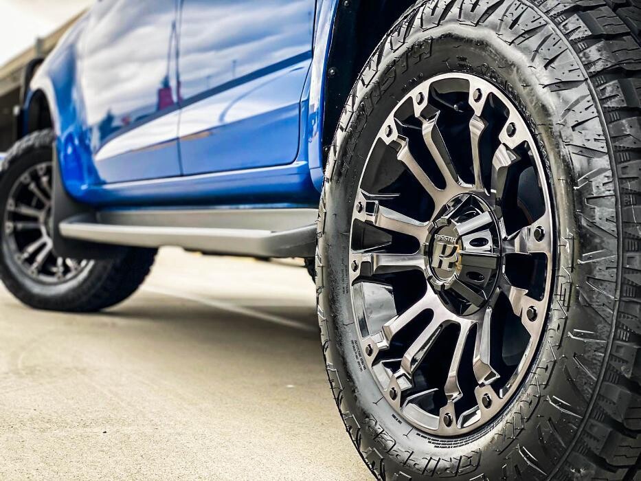 Images Ozzy Tyres Roxburgh Park