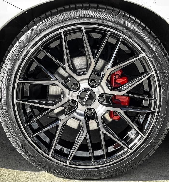 Images Ozzy Tyres Roxburgh Park