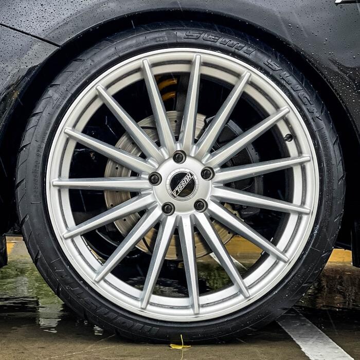 Images Ozzy Tyres Roxburgh Park