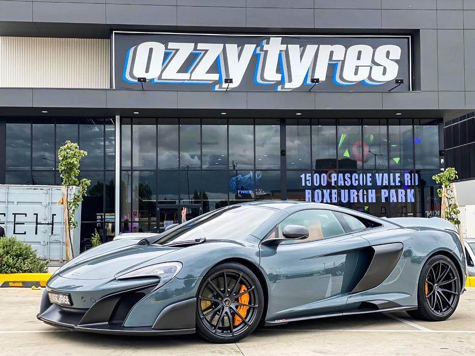 Images Ozzy Tyres Roxburgh Park