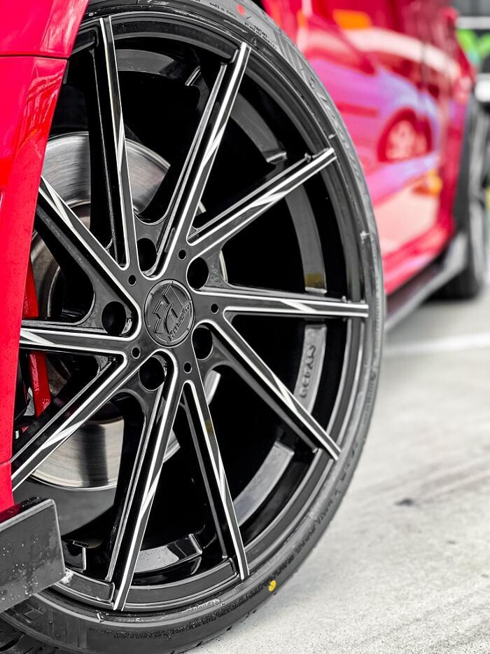 Images Ozzy Tyres Roxburgh Park