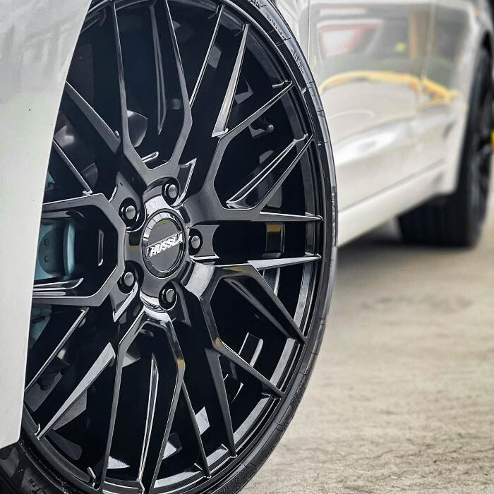Images Ozzy Tyres Roxburgh Park