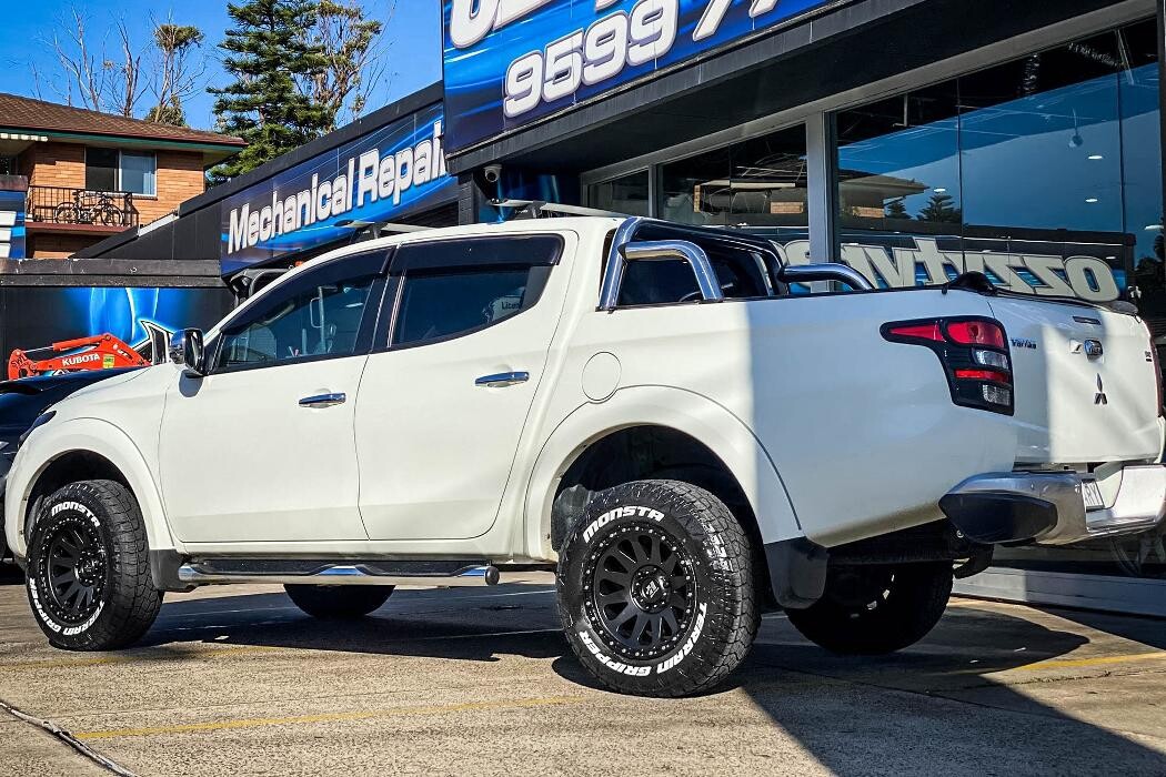 Images Ozzy Tyres Roxburgh Park