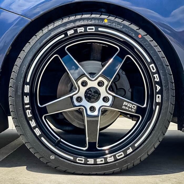 Images Ozzy Tyres Roxburgh Park
