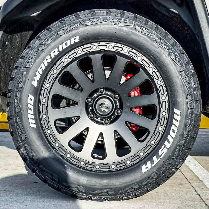 Images Ozzy Tyres Roxburgh Park
