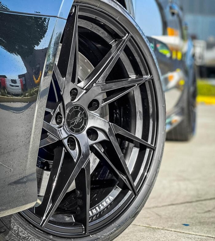 Images Ozzy Tyres Roxburgh Park