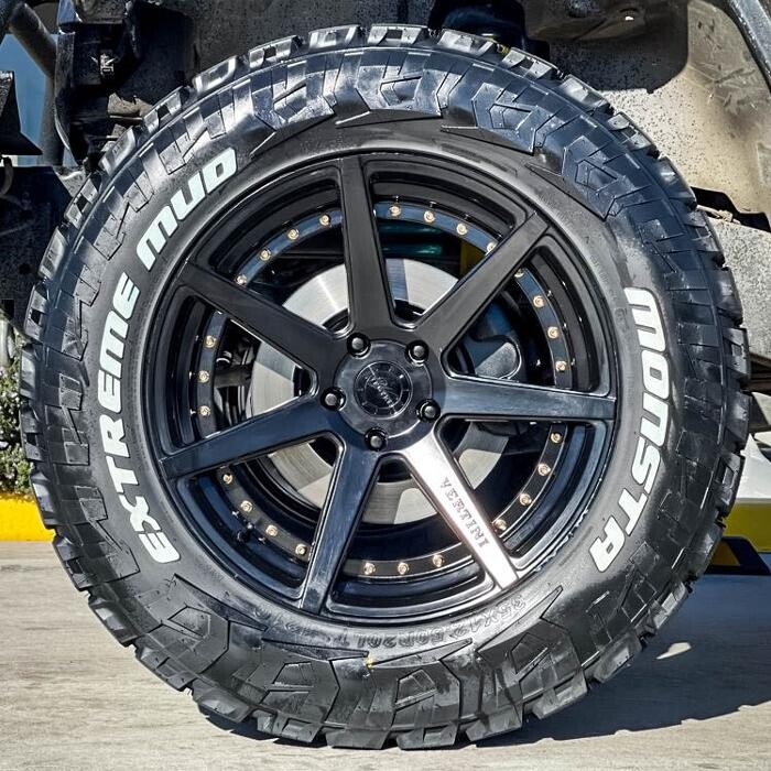 Images Ozzy Tyres Roxburgh Park