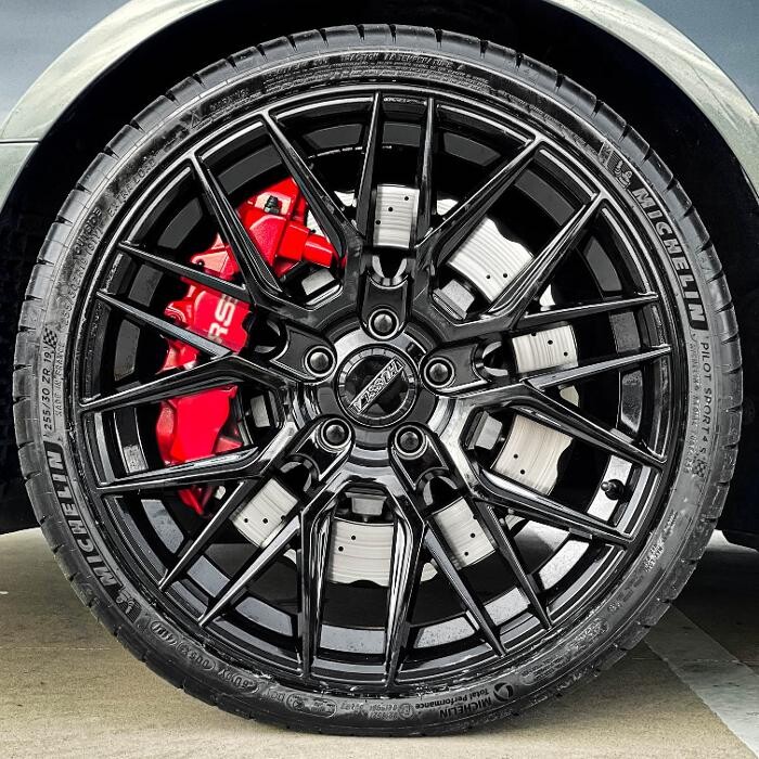 Images Ozzy Tyres Roxburgh Park