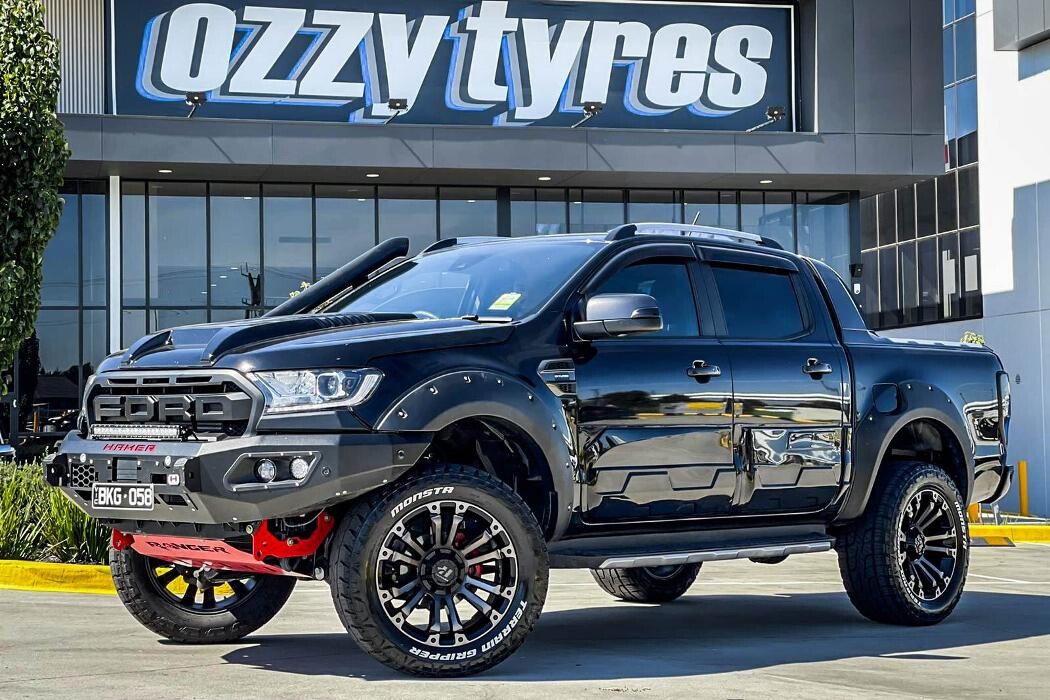 Images Ozzy Tyres Roxburgh Park