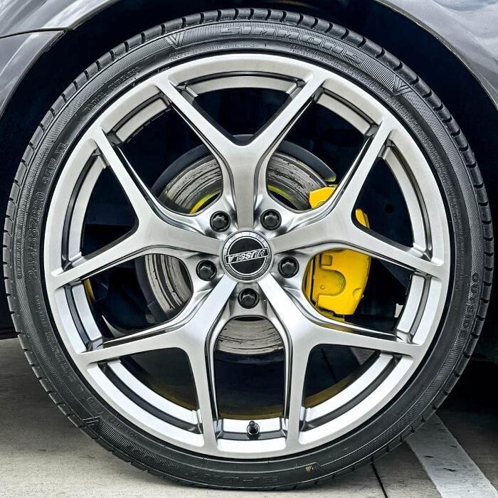 Images Ozzy Tyres Roxburgh Park