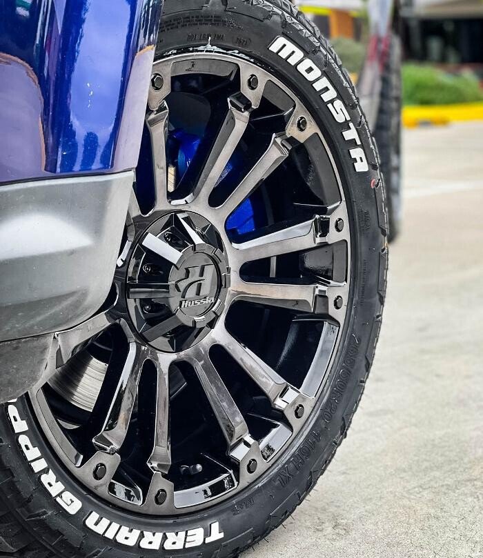 Images Ozzy Tyres Roxburgh Park
