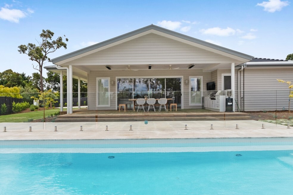 Images MCG Windows & Doors Mornington