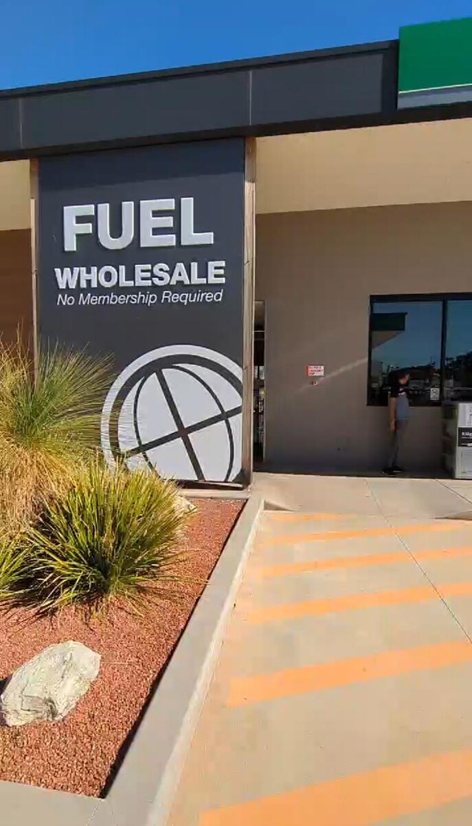 Images CoinFlip Bitcoin ATM - Fresh Trading Co. Northam (Malabaine)