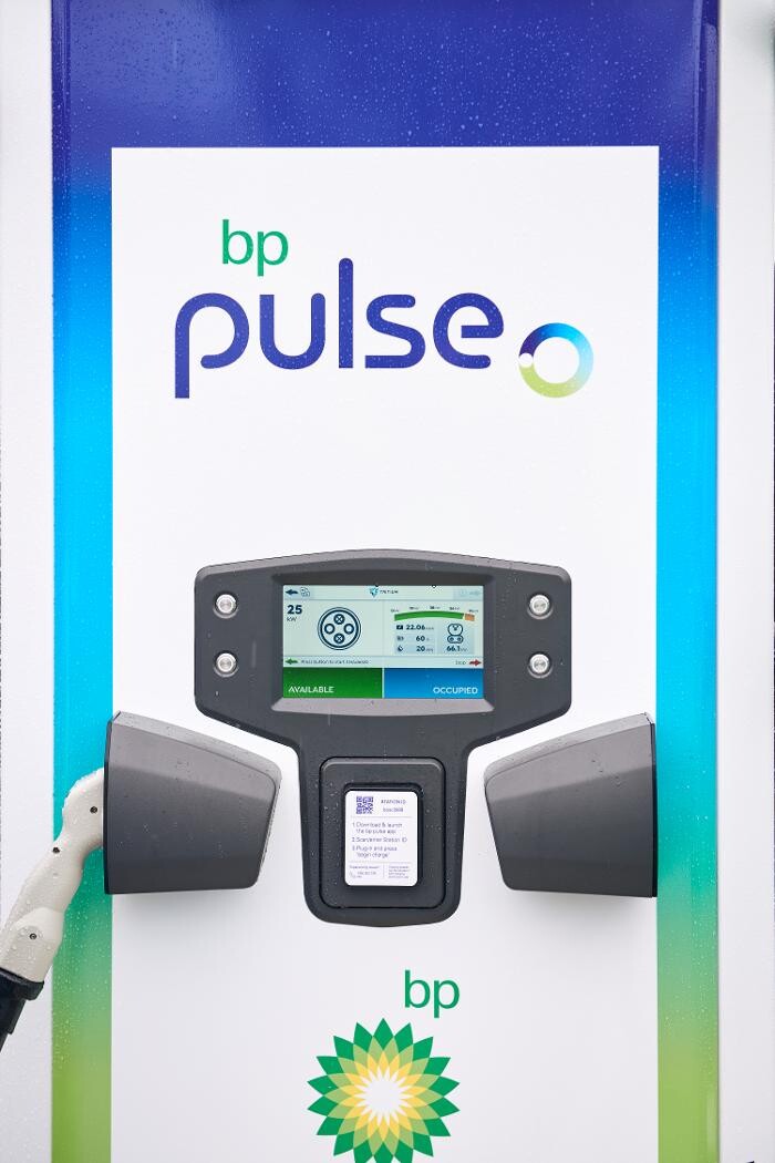 Images bp pulse EV Charging Station