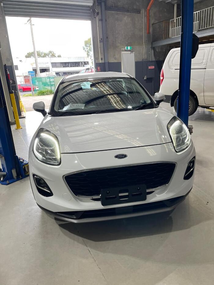 Images TyrePlus Melton | RACV Autocare Centre Melton