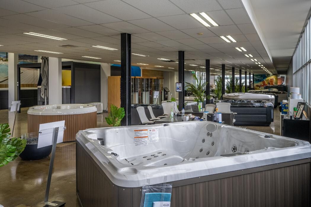 Images Spa World Braybrook and Tullamarine