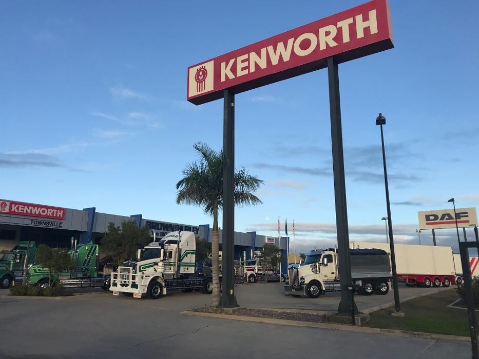 Images Brown and Hurley Townsville - New & Used Trucks & Trailers, Parts & Service