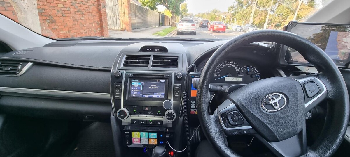 Images MELTON TAXI
