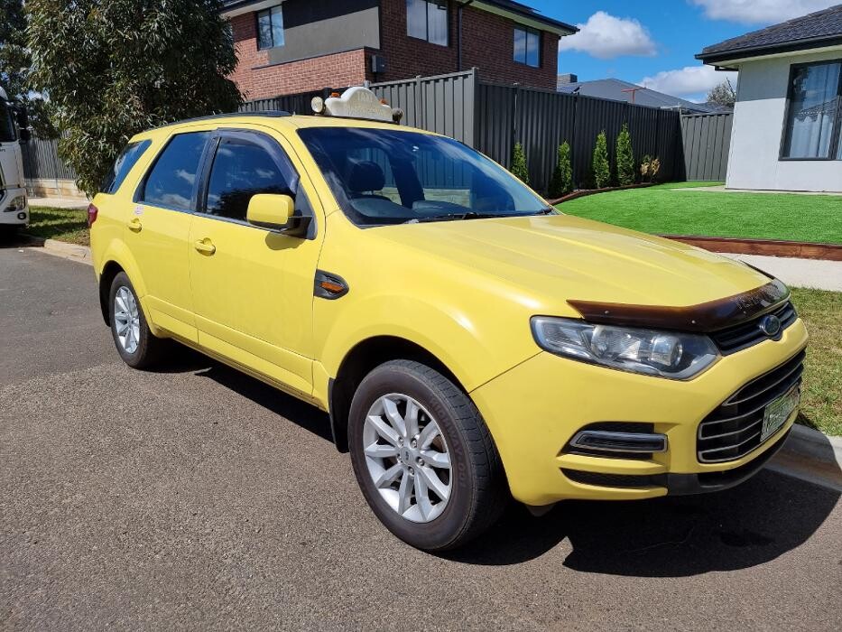 Images MELTON TAXI