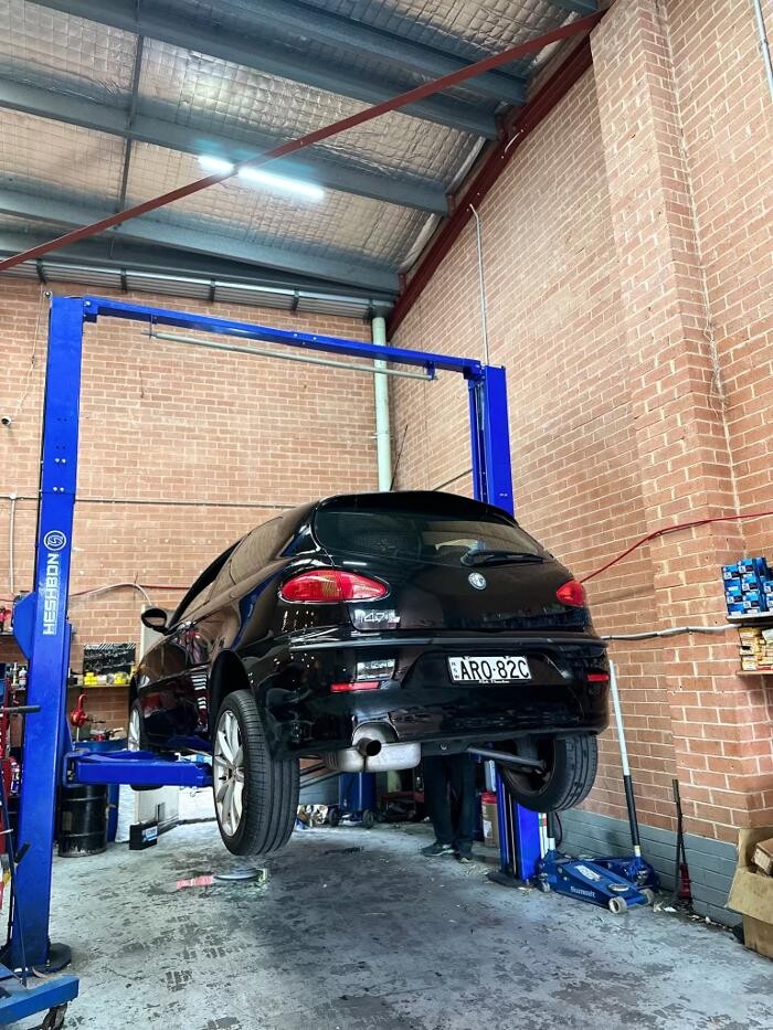 Images TYREPLUS Botany