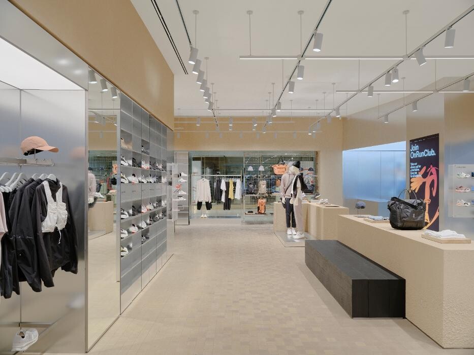 Images On Store Melbourne Emporium