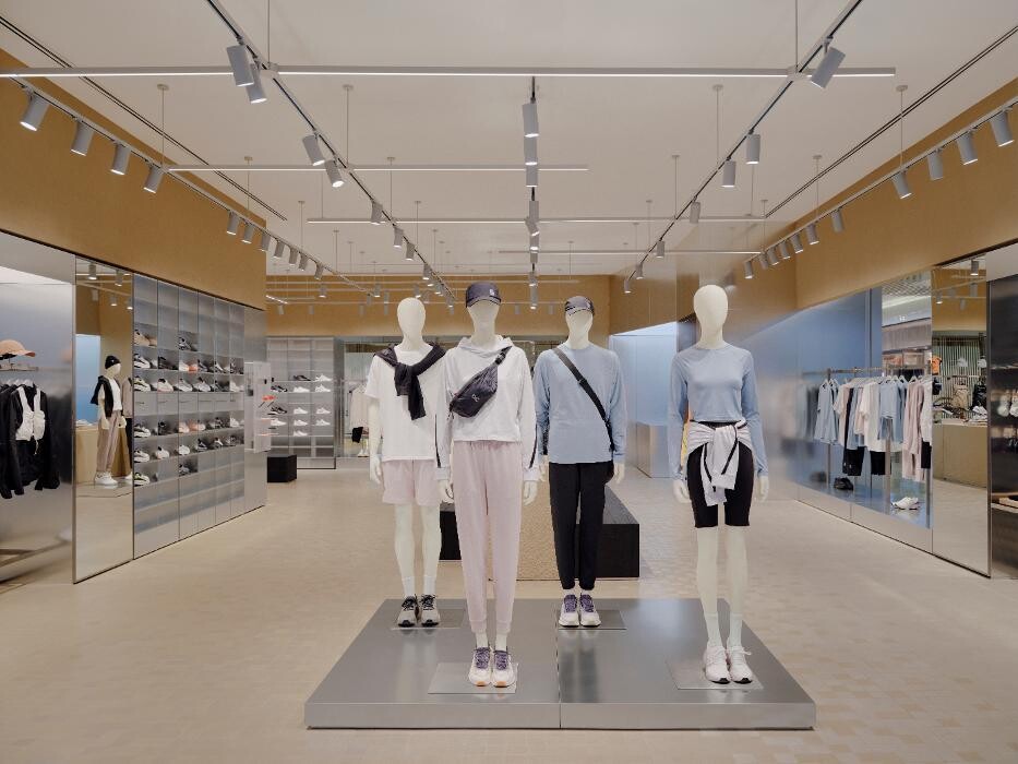Images On Store Melbourne Emporium
