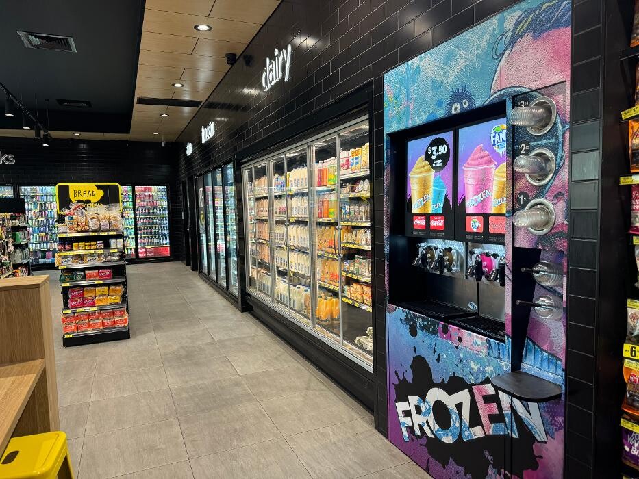 Images bp X Convenience Hollywood Plaza