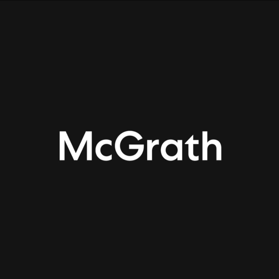 McGrath Paradise Point Logo