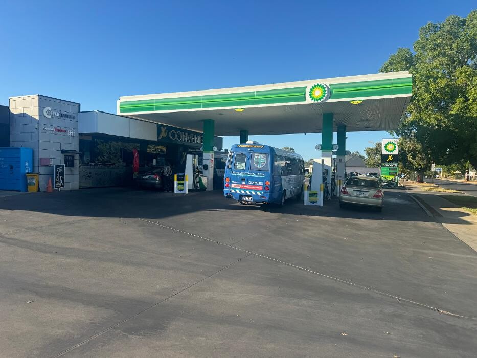 Images bp X Convenience Elizabeth Downs