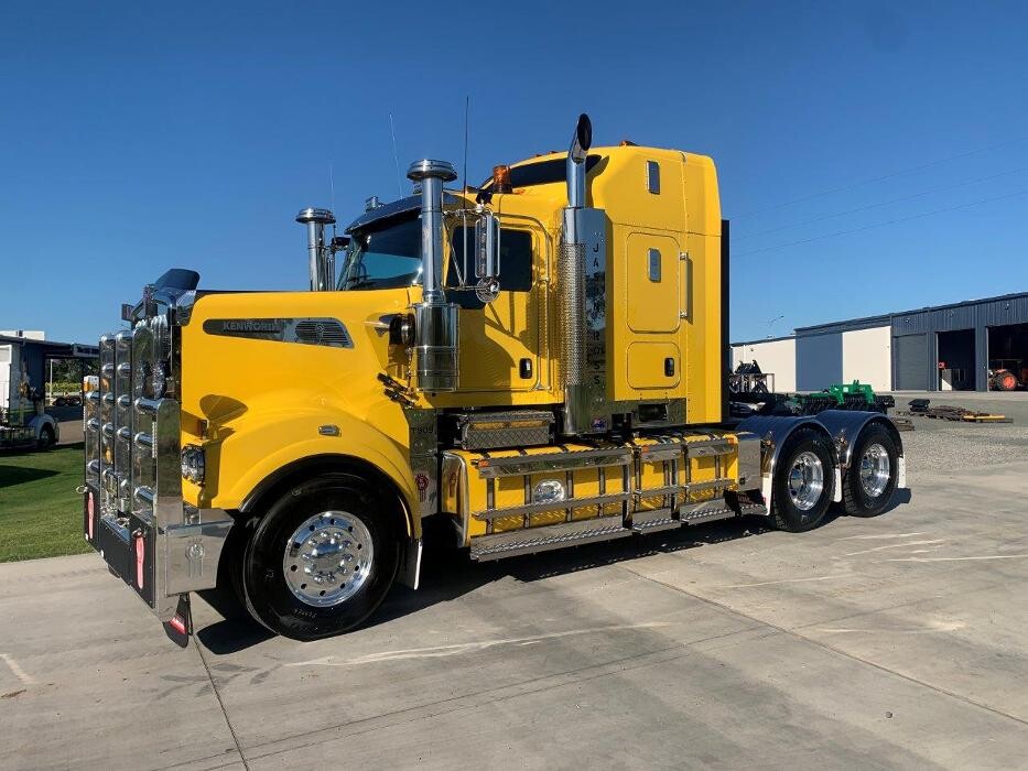 Images Brown and Hurley Rockhampton - New & Used Trucks & Trailers, Parts & Service