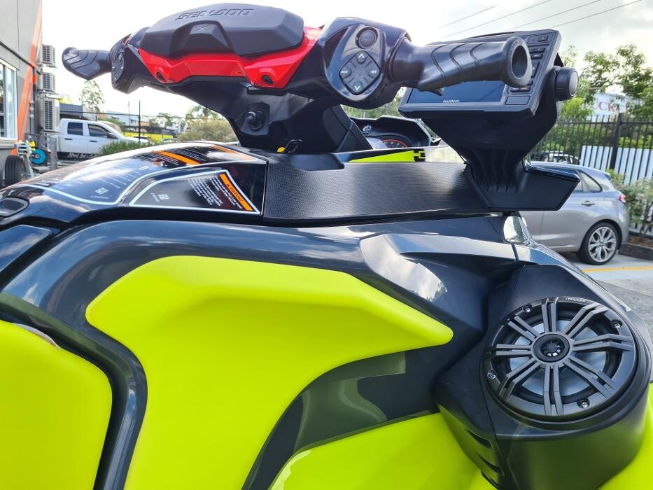 Images AAV - Automotive Audio Visual