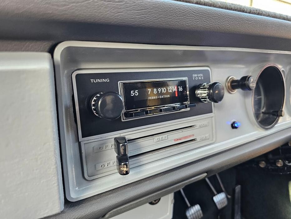 Images AAV - Automotive Audio Visual