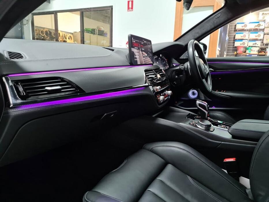 Images AAV - Automotive Audio Visual
